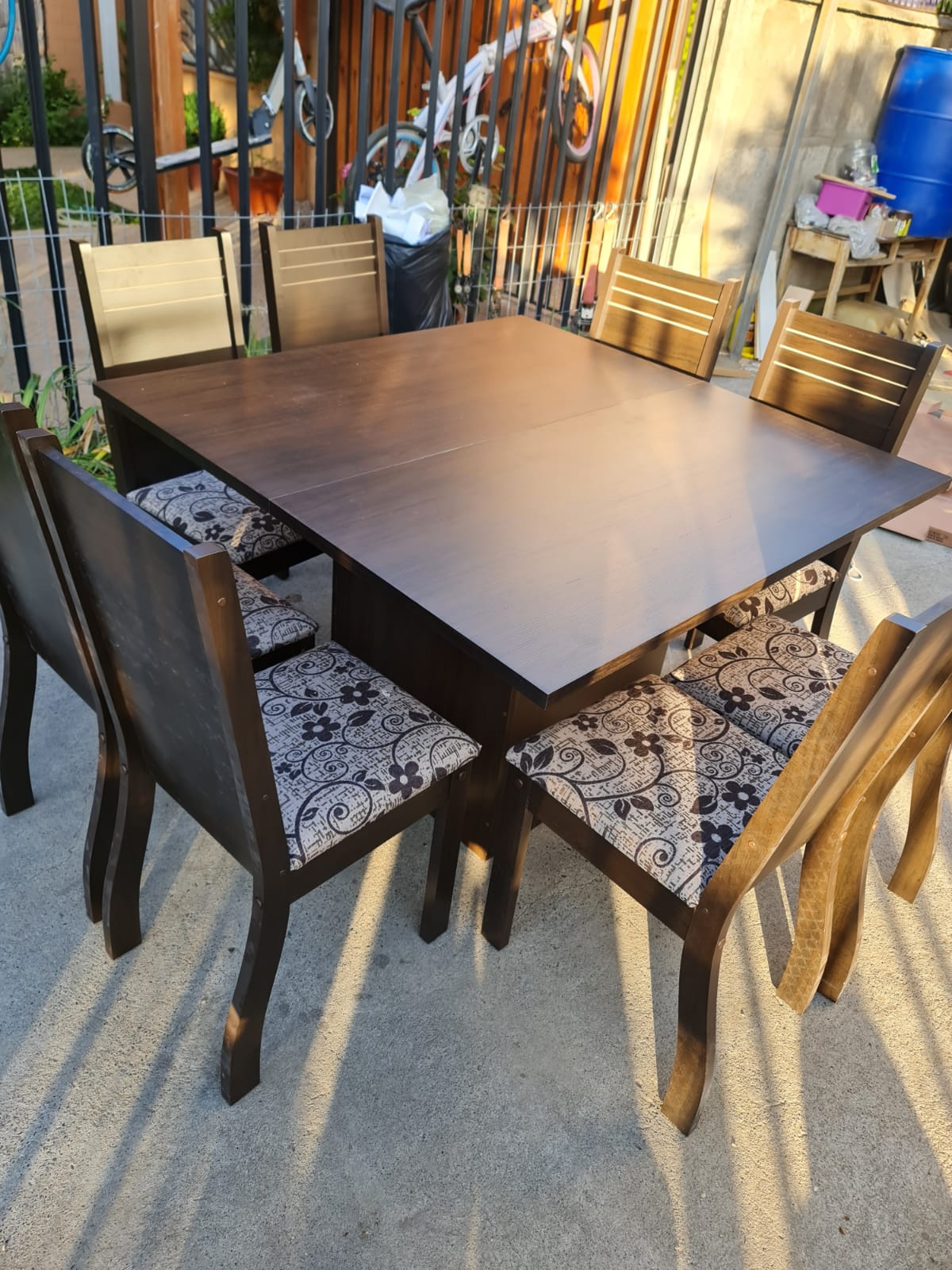 Mesa comedor de madera 8 puestos Chile
