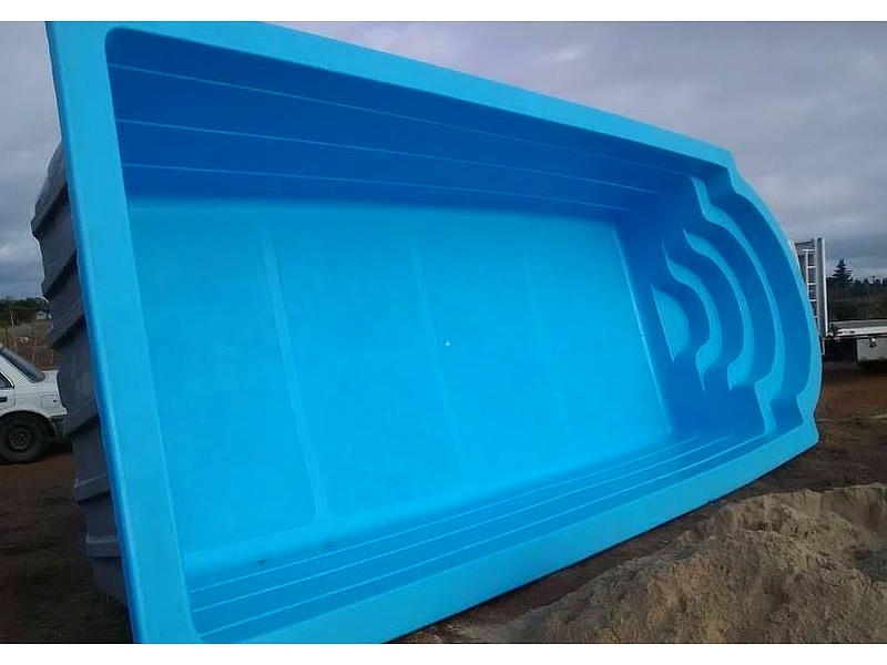 Piscina standard en fibra de vidrio Chile
