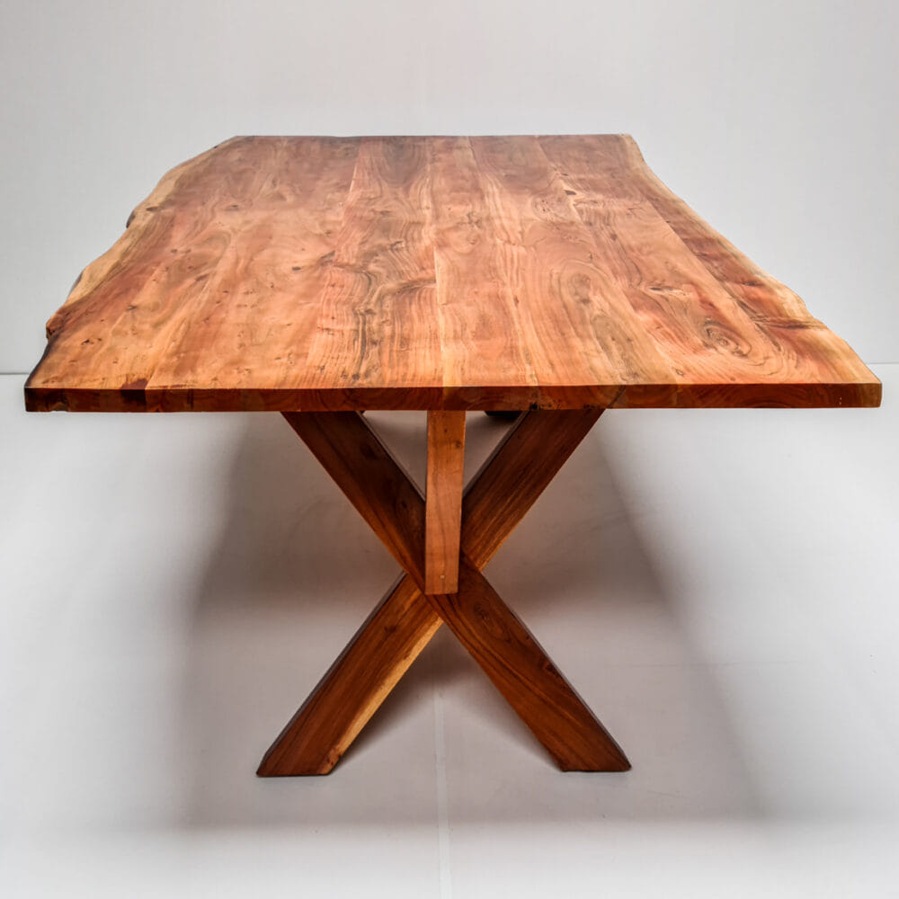 Mesa alta de exterior de madera Chile