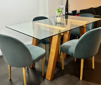 Comedor esquinero de madera Chile