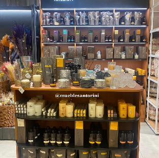 Estantería de vidrio y madera para botellas Chile