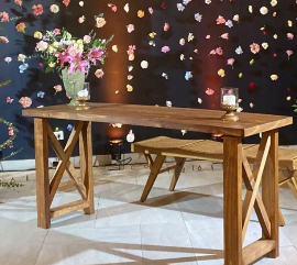 Mesa de comedor con base negra Chile