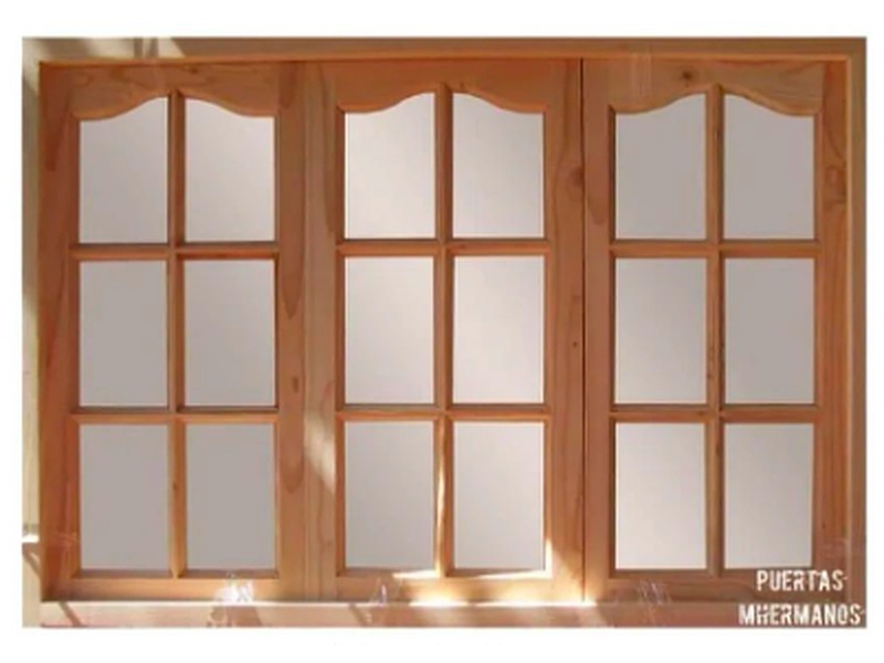 Ventana madera vidrio decorativo Chile