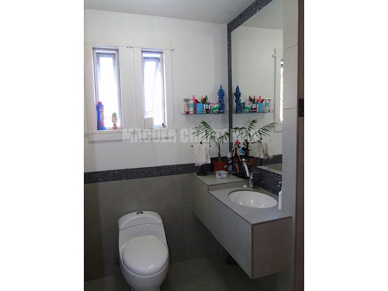 Baño de madera impermeabilizado con membrana PVC Chile
